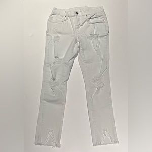 White distressed skinny jeans